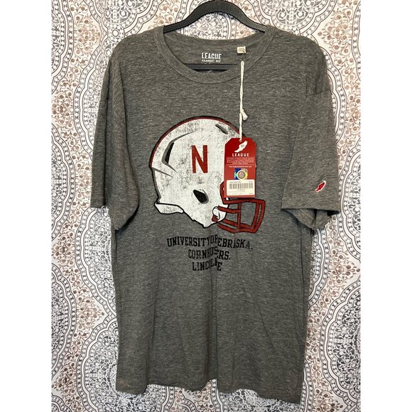 Vintage University Of Nebraska Cornhuskers Football Helmet Graphic T Shirt - Picture 8 of 10